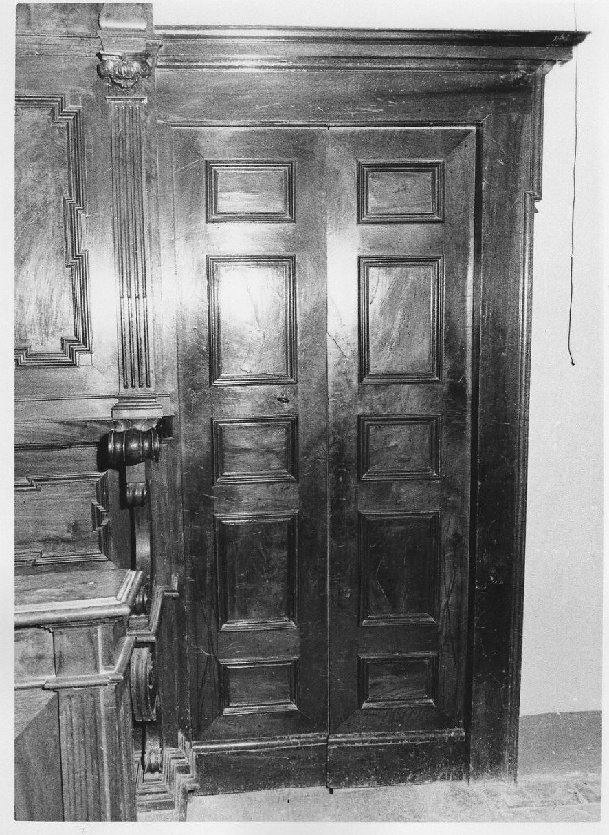 porta - a due battenti, elemento d'insieme - bottega italiana (sec. XVIII)