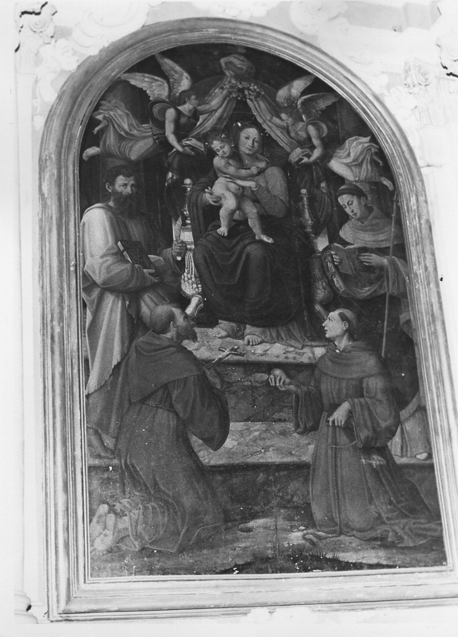Madonna con Bambino e Santi (dipinto, opera isolata) di Alfani Domenico (attribuito) (prima metà sec. XVI)
