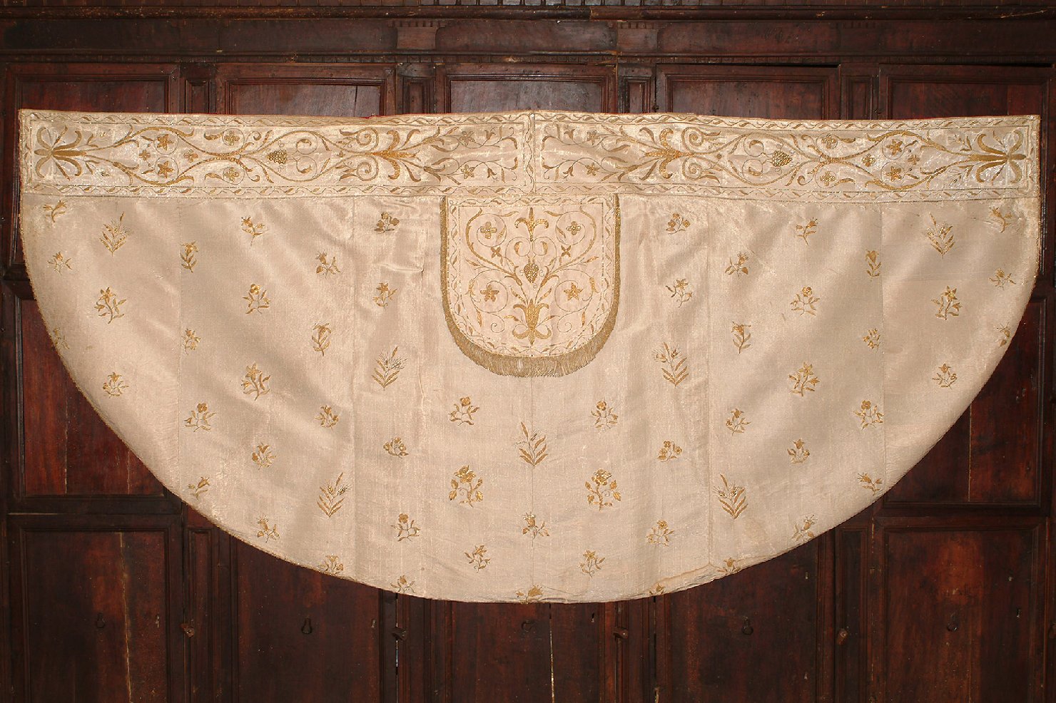 piviale, opera isolata - manifattura umbra (seconda metà sec. XIX)