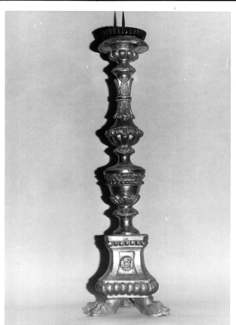 candeliere d'altare, serie - bottega Italia centrale (seconda metà sec. XIX)