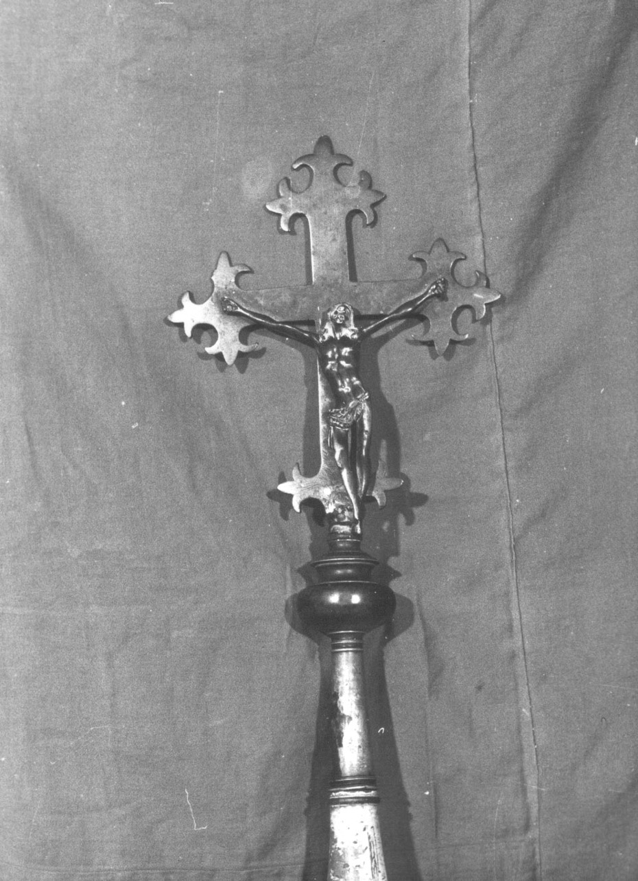 Cristo crocifisso (croce processionale, opera isolata) - bottega Italia centrale (prima metà sec. XVII)