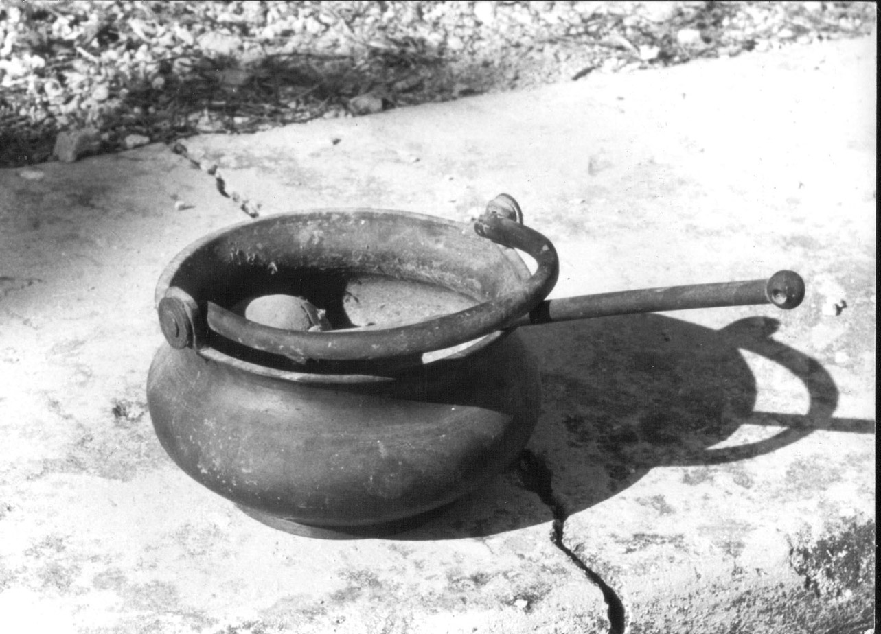 servizio per aspersione, insieme - bottega Italia centrale (metà sec. XVIII)