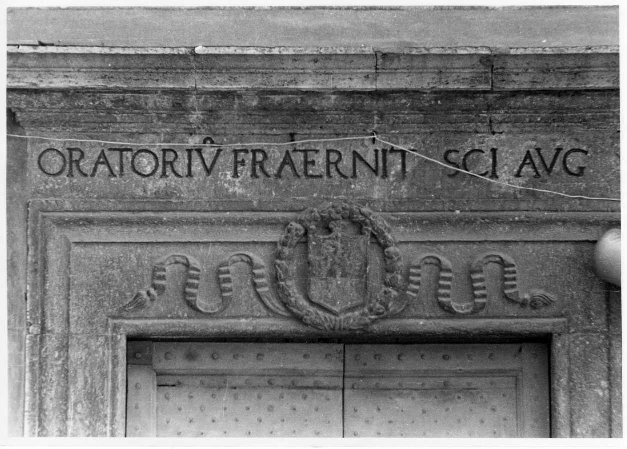 architrave, elemento d'insieme - bottega umbra (fine/inizio secc. XV/ XVI)