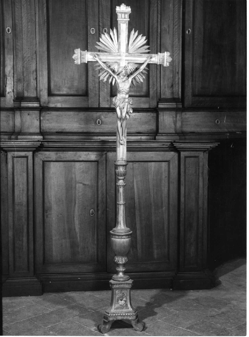 croce d'altare, opera isolata - bottega umbra (sec. XIX)