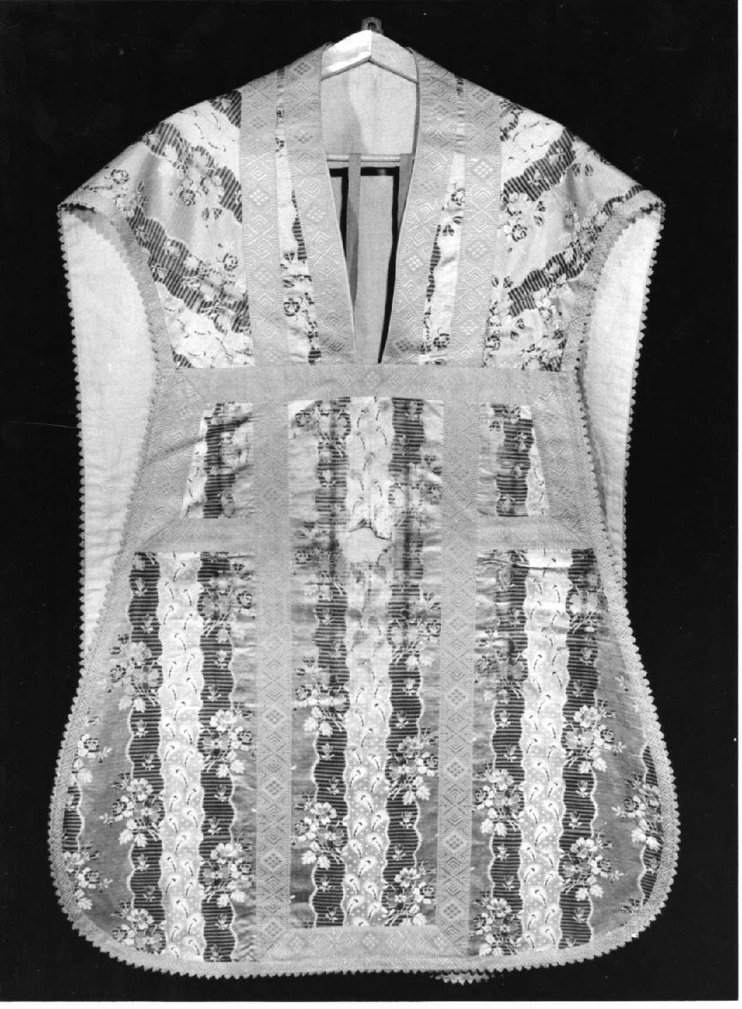 pianeta, opera isolata - manifattura umbra (sec. XIX)