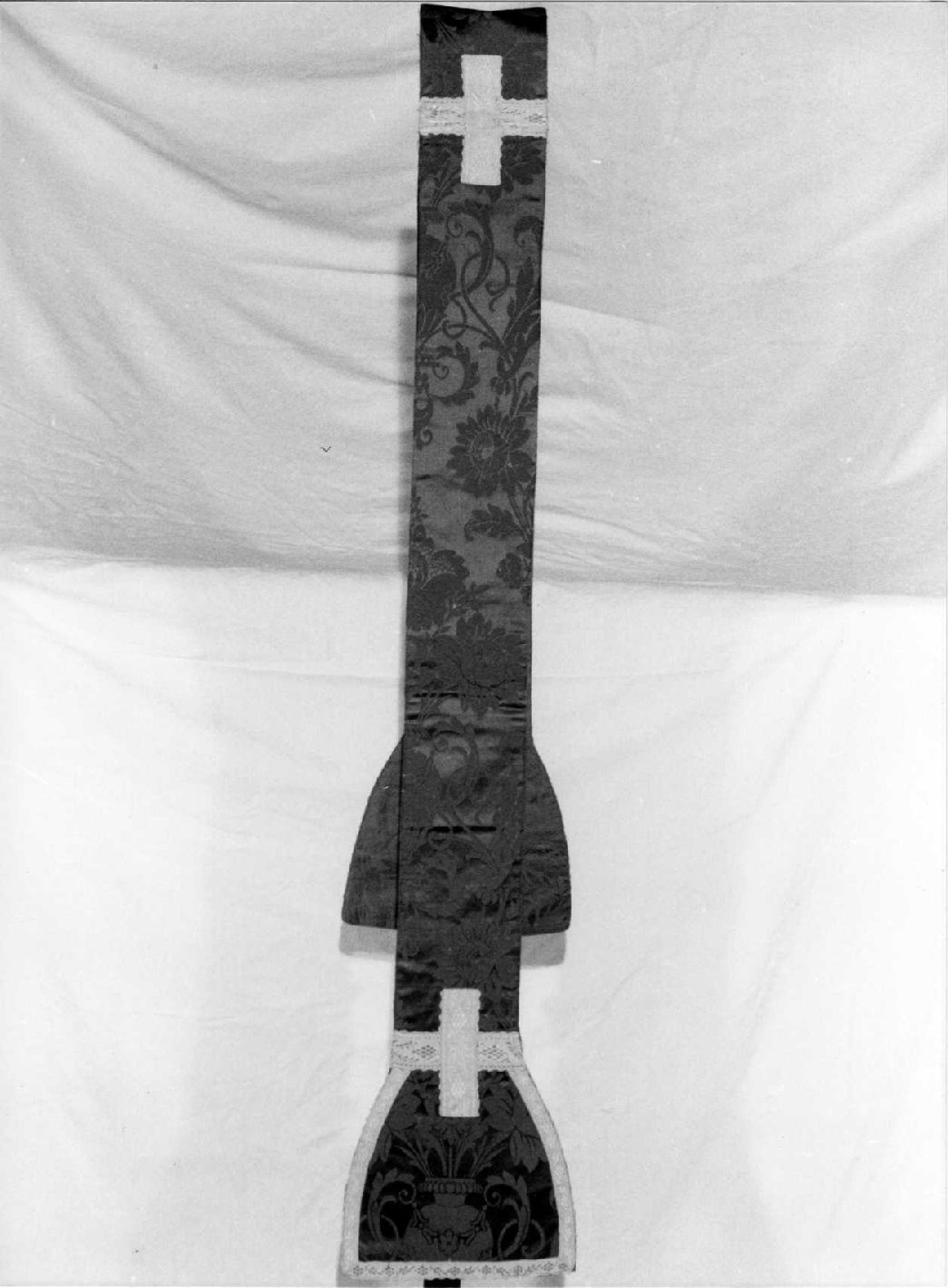 stola, opera isolata - manifattura umbra (sec. XIX)