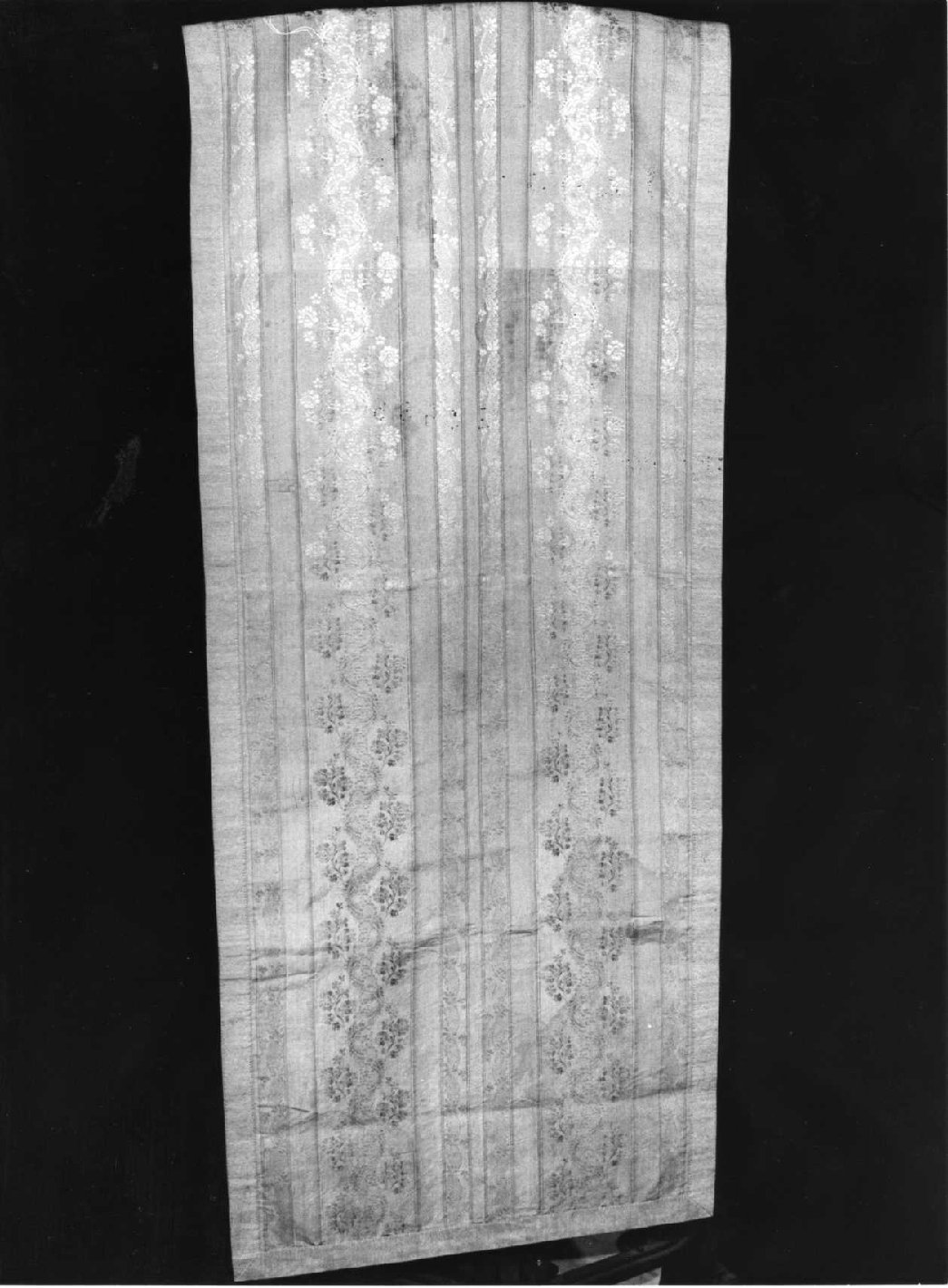 banda coprileggio, opera isolata - manifattura umbra (sec. XIX)