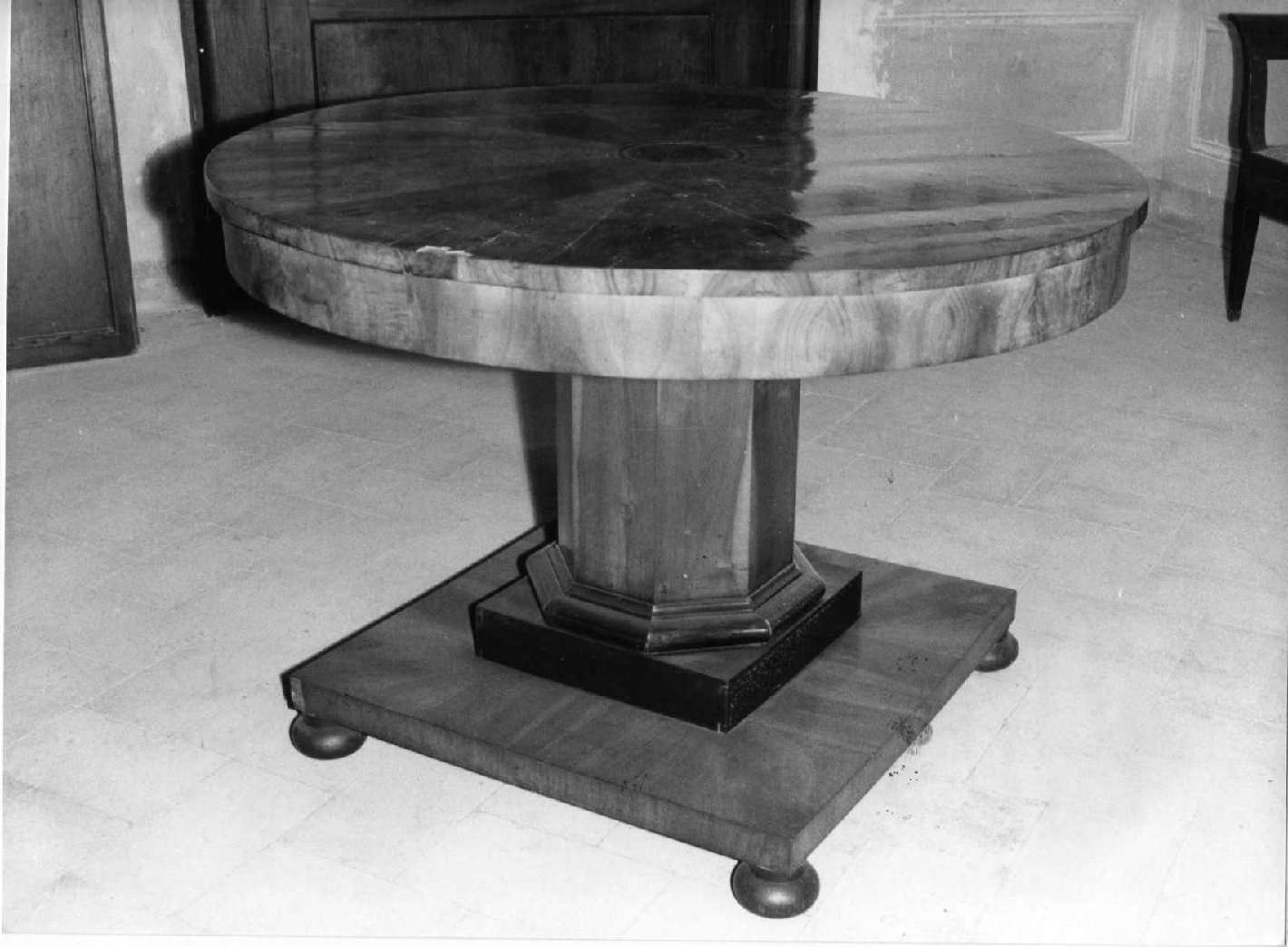 tavolo, opera isolata - bottega umbra (sec. XIX)