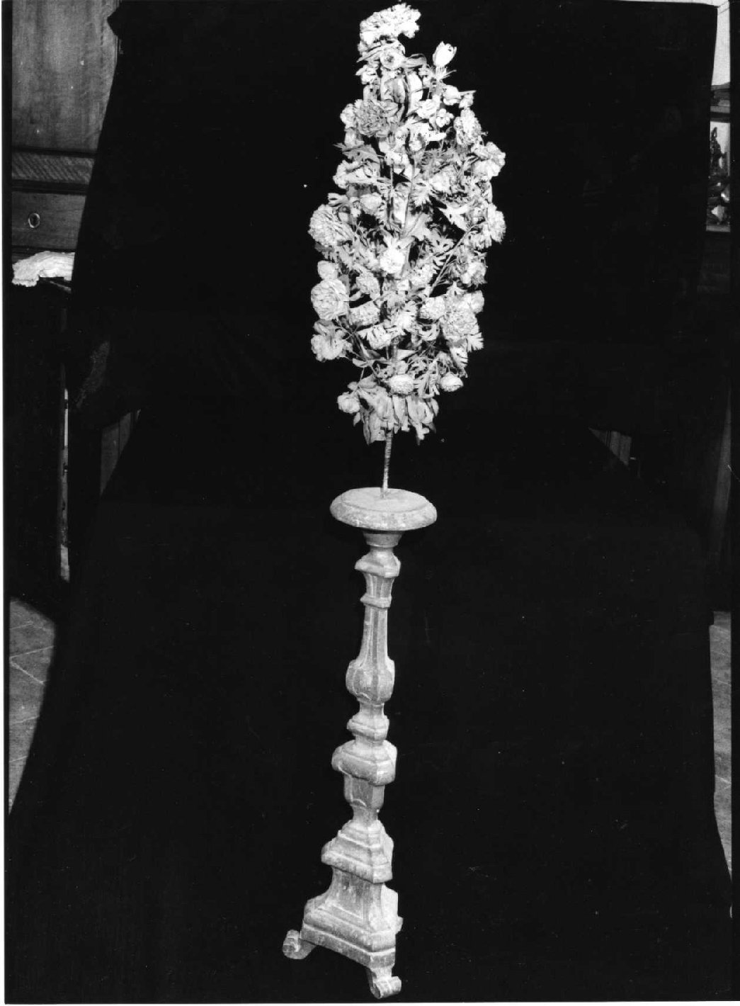 fioriera, serie - bottega umbra (sec. XIX)