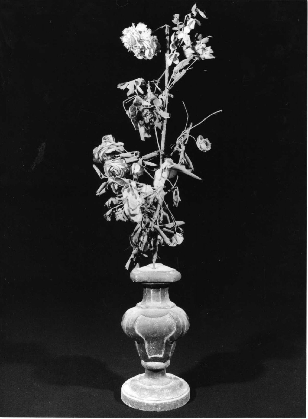 fioriera, opera isolata - bottega umbra (sec. XIX)