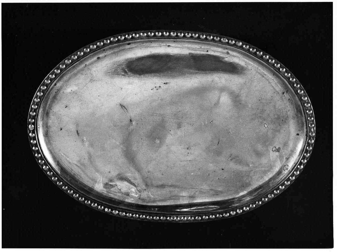 piatto, opera isolata di Angelini Silverio I° (sec. XVIII)