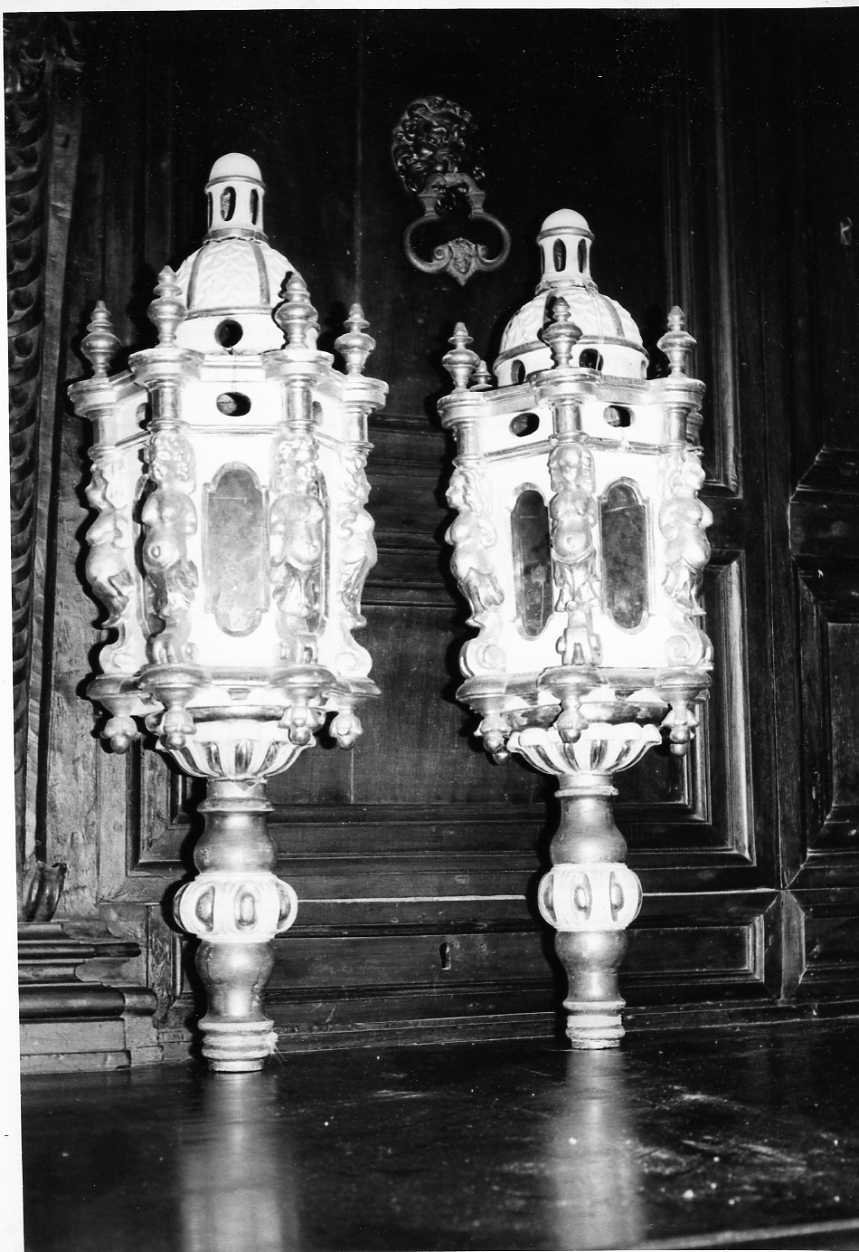 lanterna processionale, coppia - bottega umbra (sec. XVIII)
