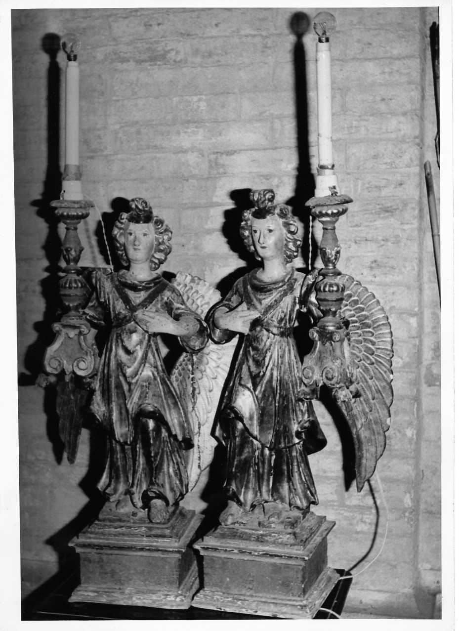 candelabro, coppia - bottega umbra (sec. XVII)