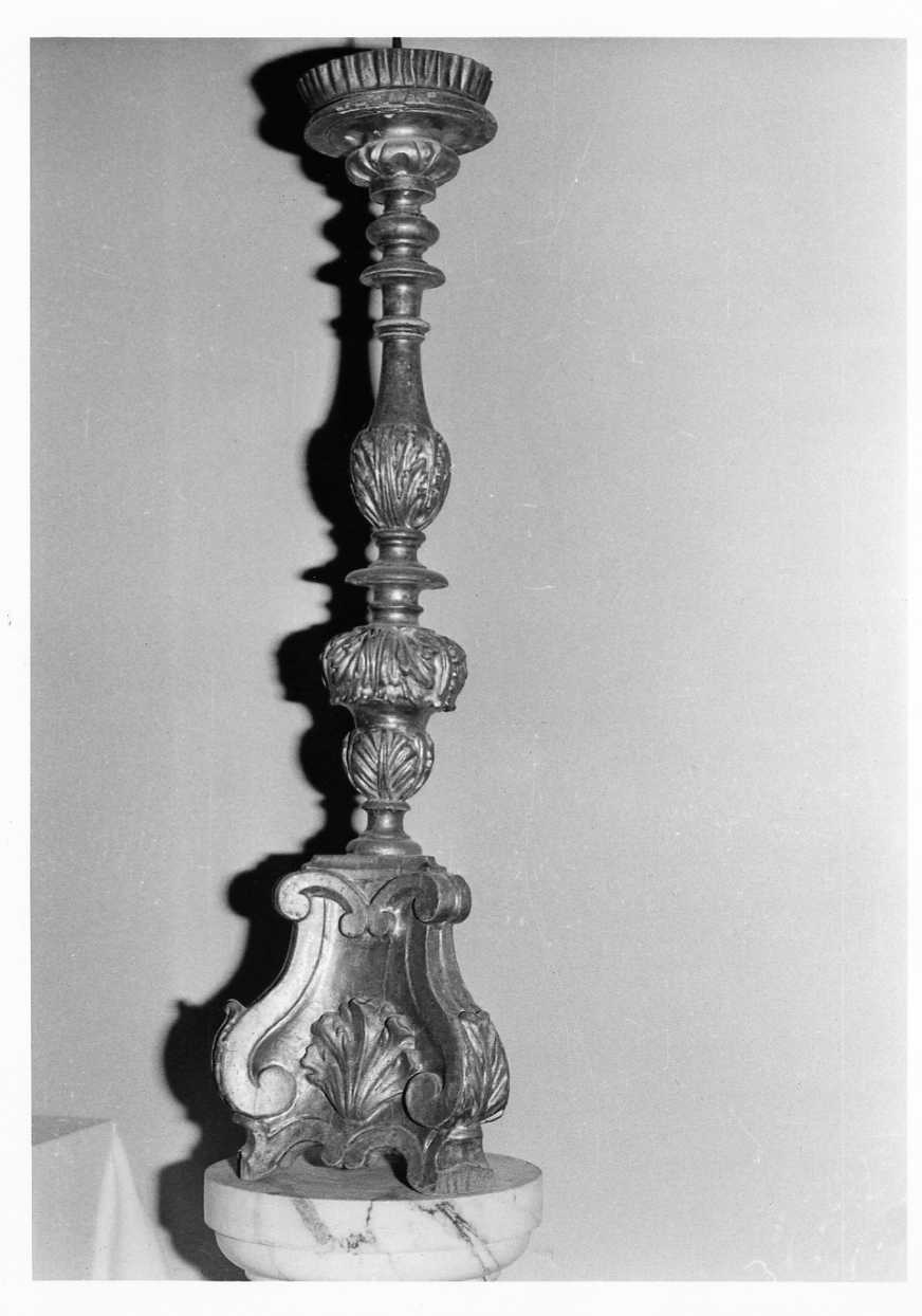 candeliere, serie - bottega umbra (sec. XVIII)