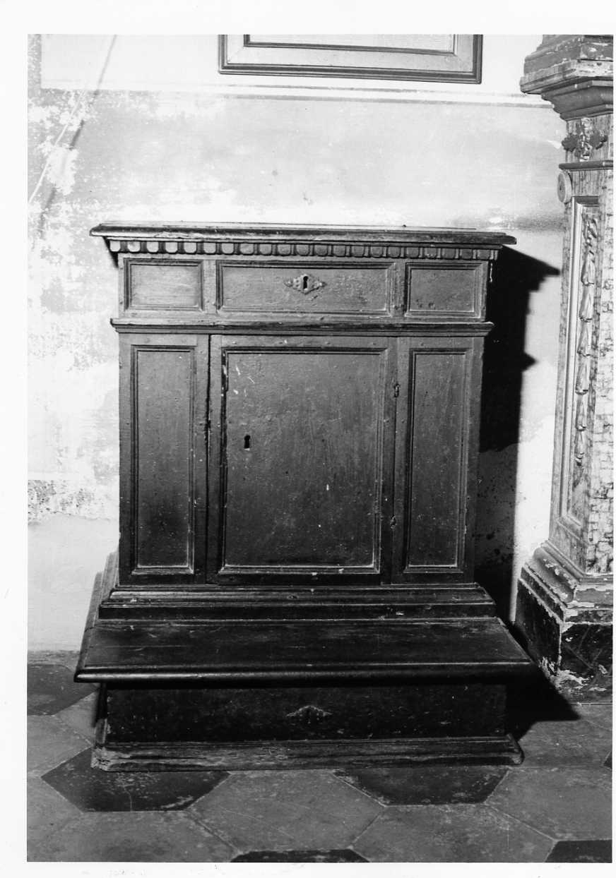 inginocchiatoio, opera isolata - bottega umbra (sec. XVI)