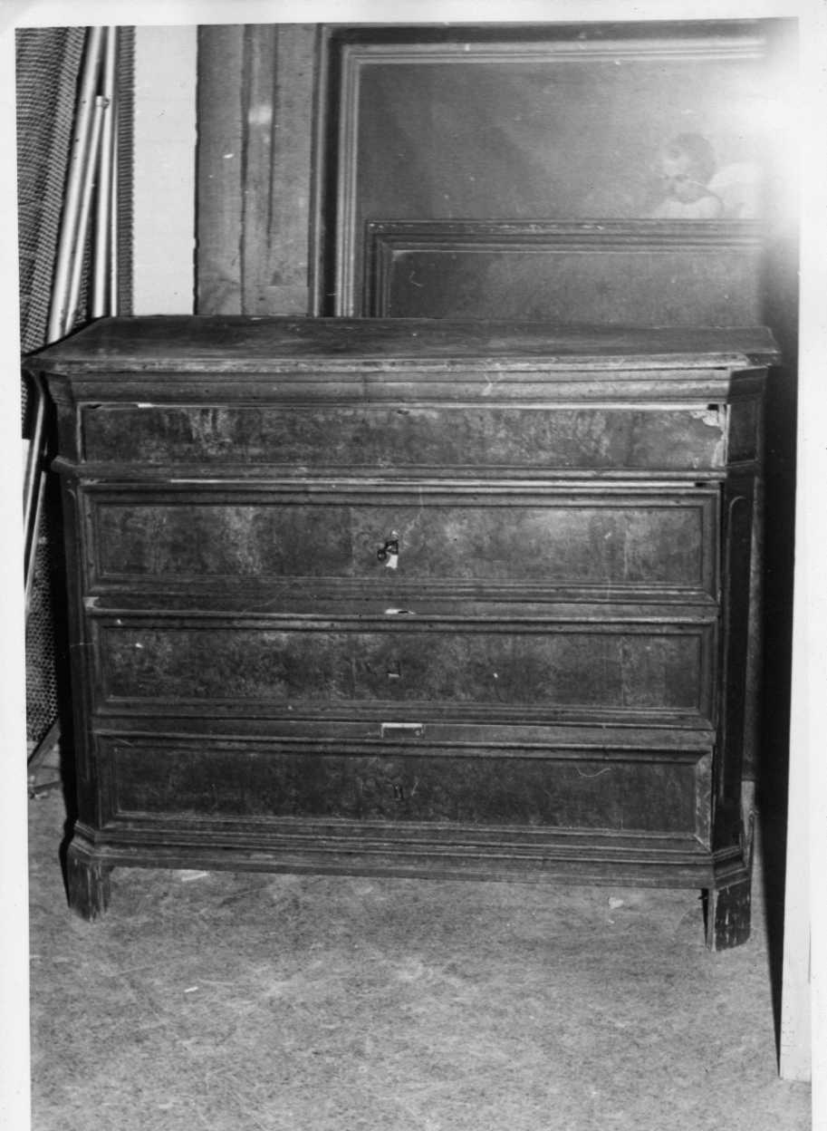 cassettone, opera isolata - bottega Italia centrale (sec. XVII)