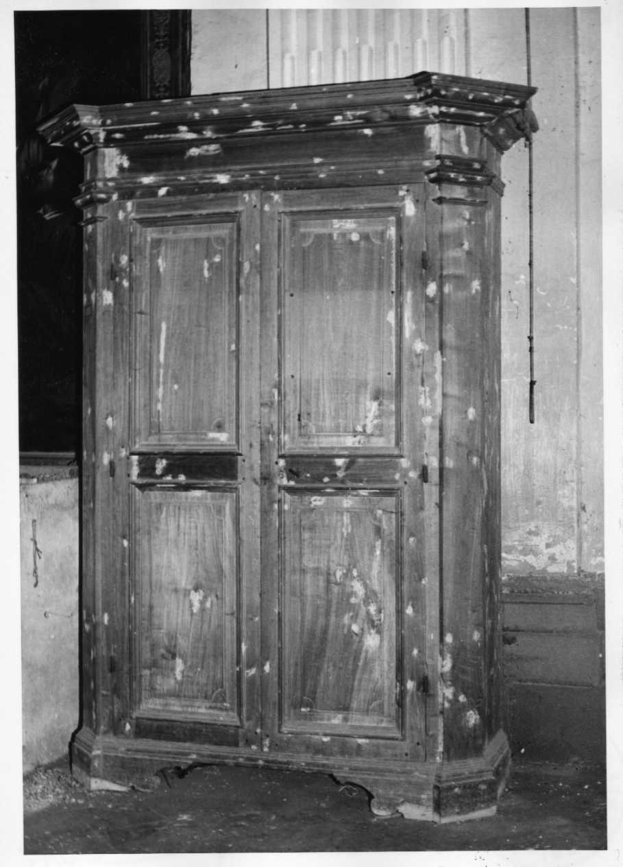 armadio, opera isolata - bottega Italia centrale (secc. XVII/ XVIII)
