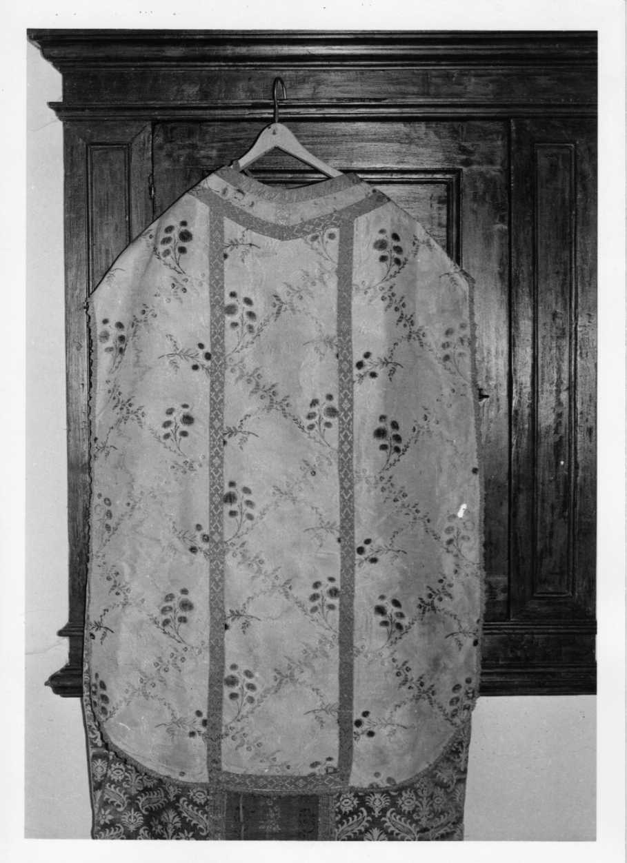 piviale, opera isolata - manifattura Italia centrale (sec. XVIII)