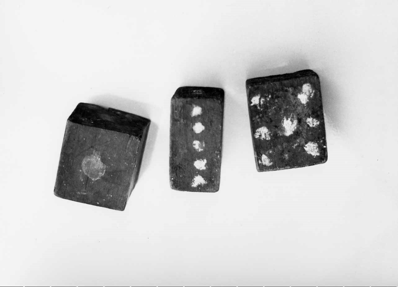 dado - bottega italiana (sec. XX inizio)