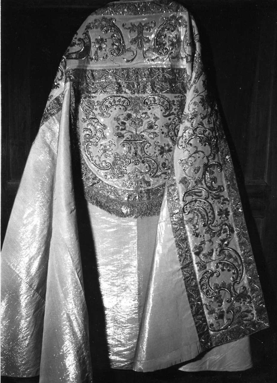 piviale, opera isolata - manifattura Italia centrale (sec. XVIII)