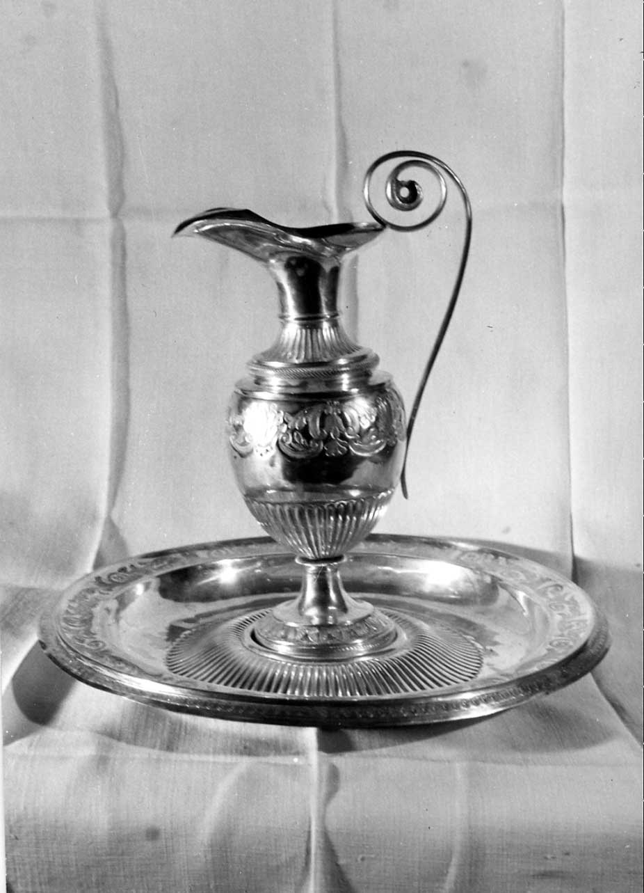 brocca, insieme - bottega Italia centrale (sec. XIX)