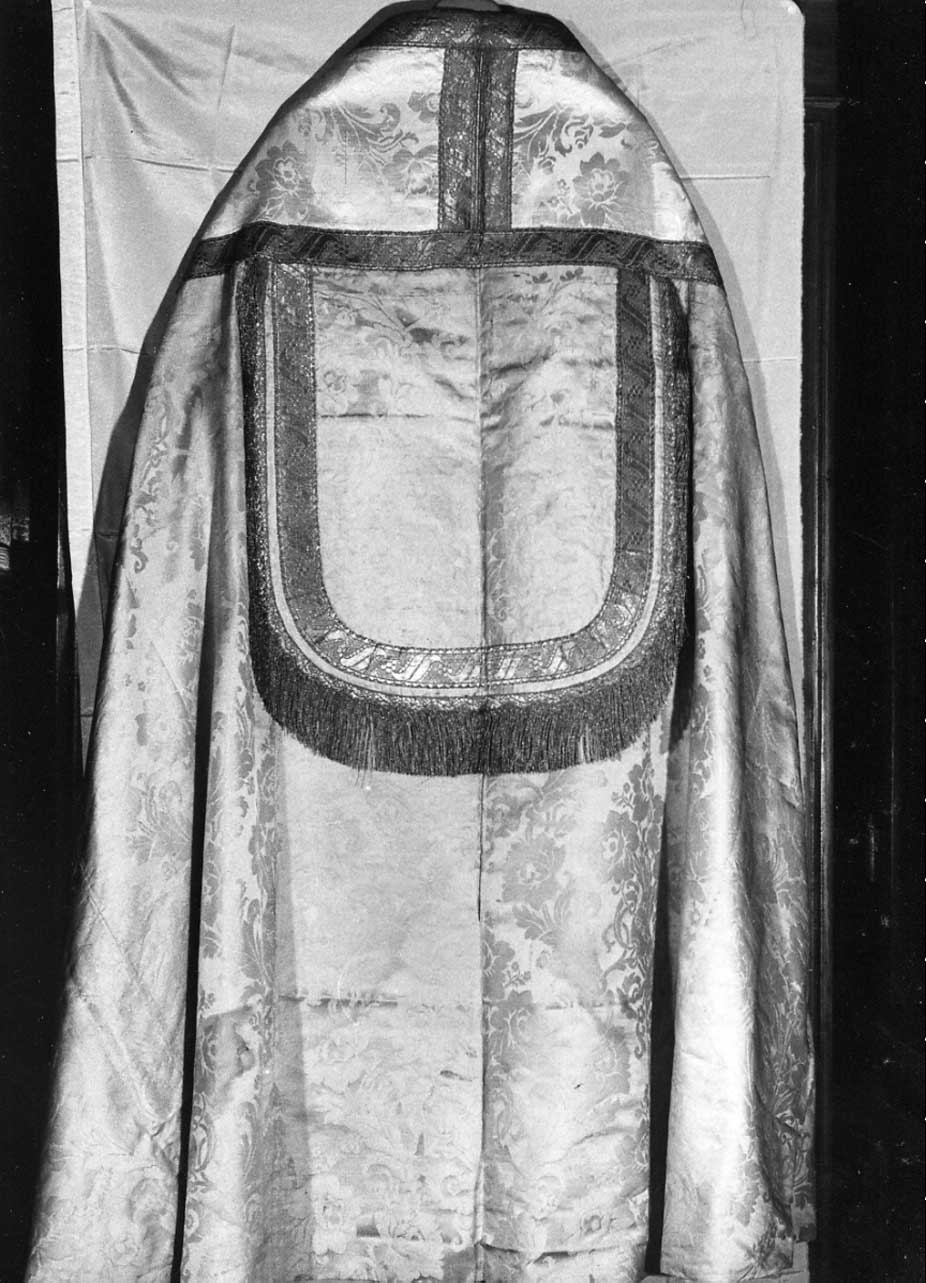 piviale, opera isolata - manifattura Italia centrale (sec. XVIII)