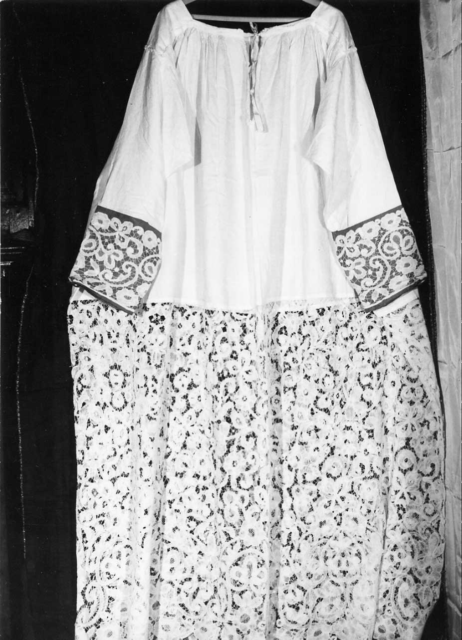 camice ecclesiastico, opera isolata - manifattura Italia centrale (sec. XVI)