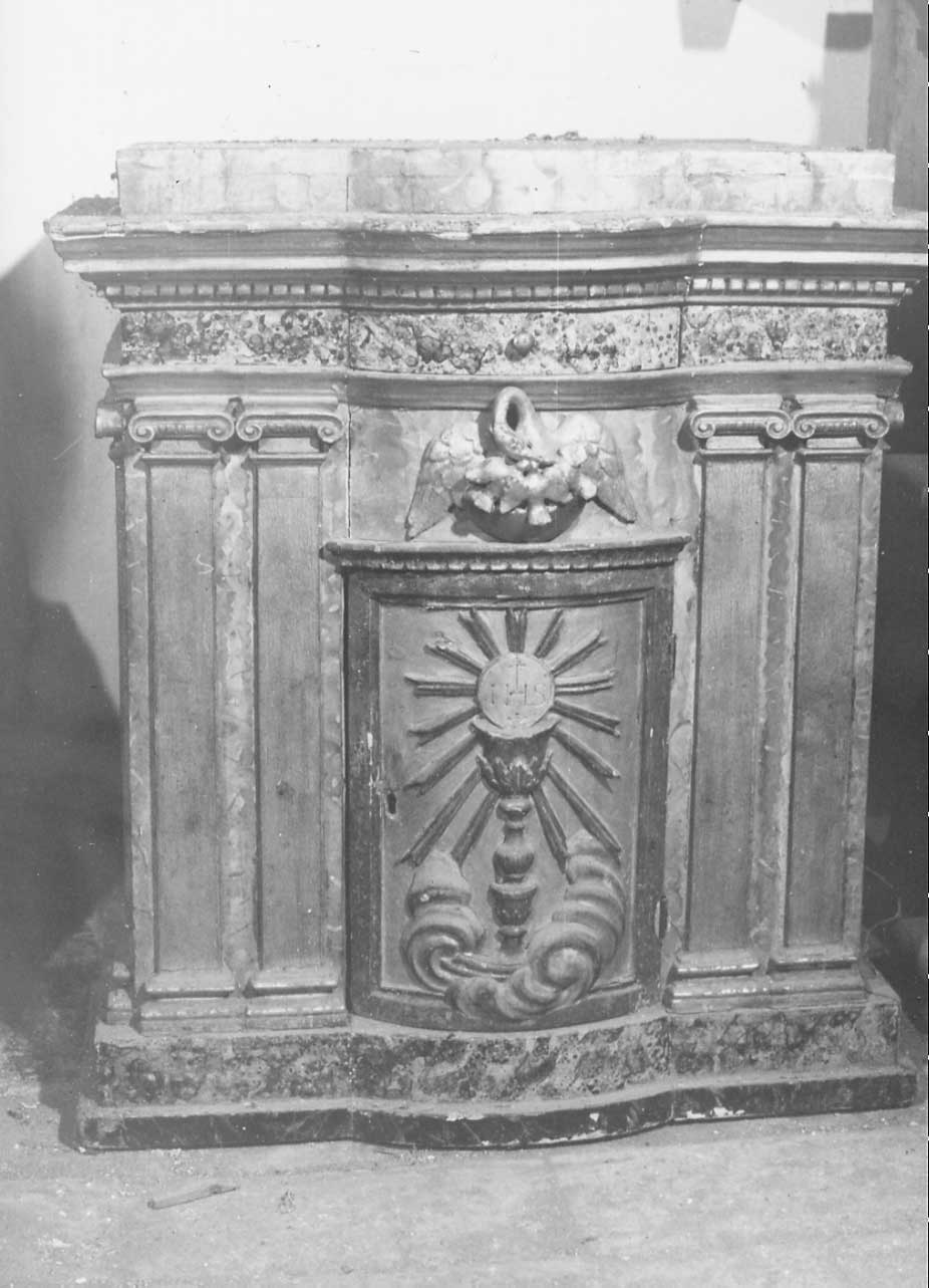 tabernacolo - a tempietto, opera isolata - bottega Italia centrale (sec. XVI)