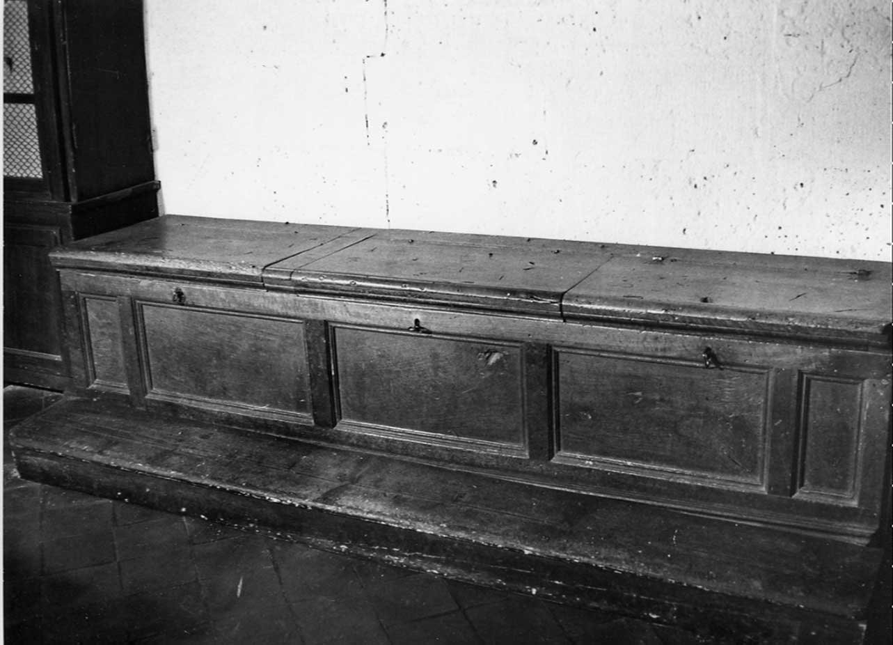 cassone - a cofano, opera isolata - bottega Italia centrale (sec. XVII)