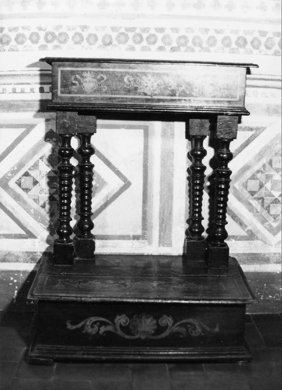 inginocchiatoio - a montanti sagomati, opera isolata - bottega umbra (sec. XVII)