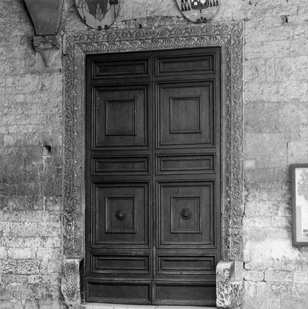 mostra di portale, elemento d'insieme - bottega Italia centrale (prima metà sec. XII)