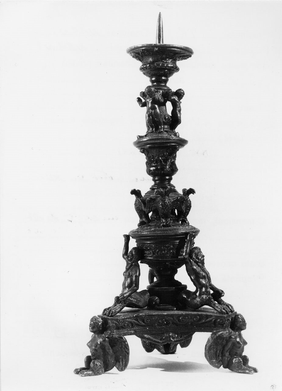 candeliere, coppia - bottega Italia centrale (prima metà sec. XVI)