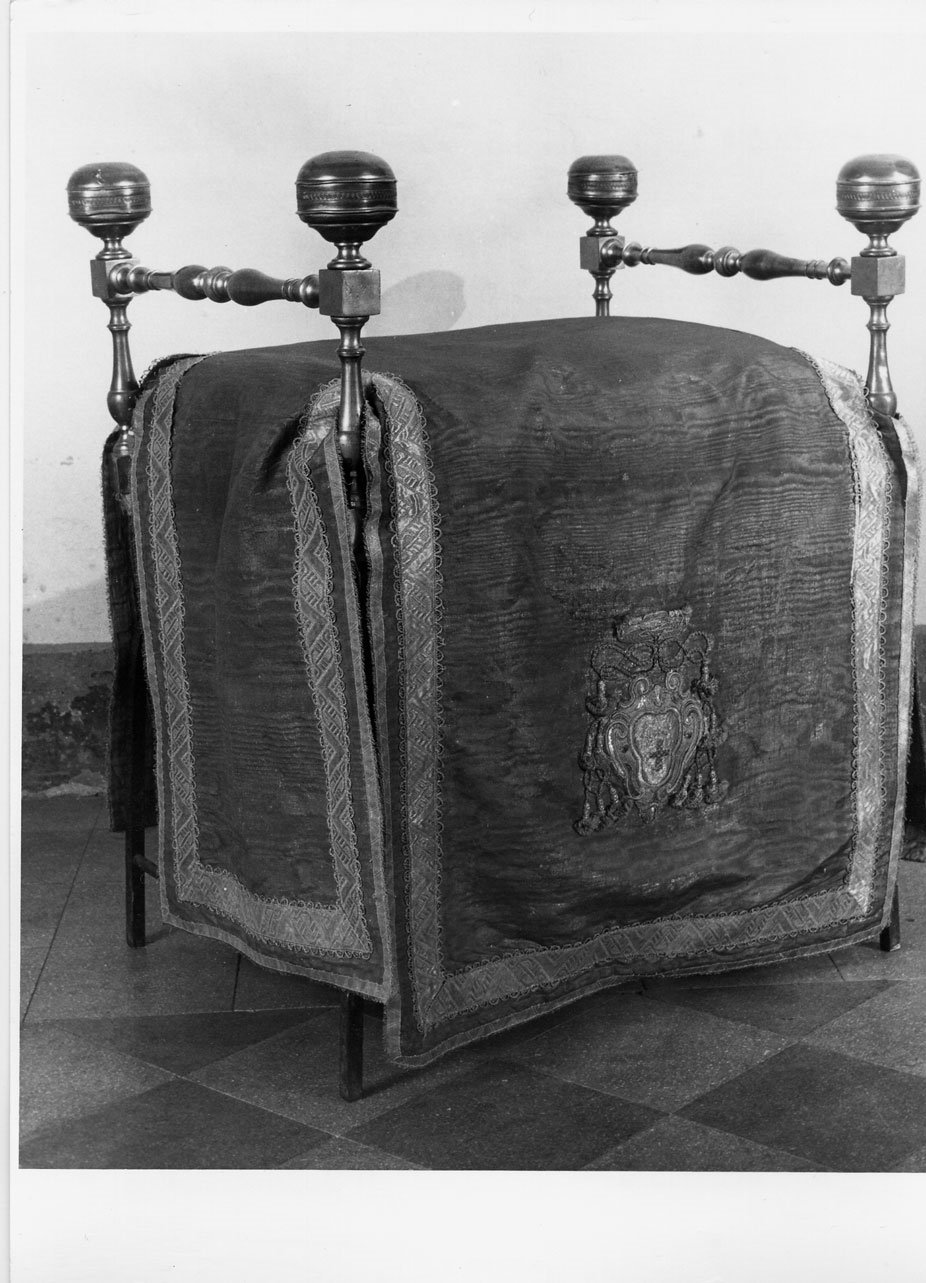 faldistorio, opera isolata - manifattura Italia centrale (sec. XVIII)