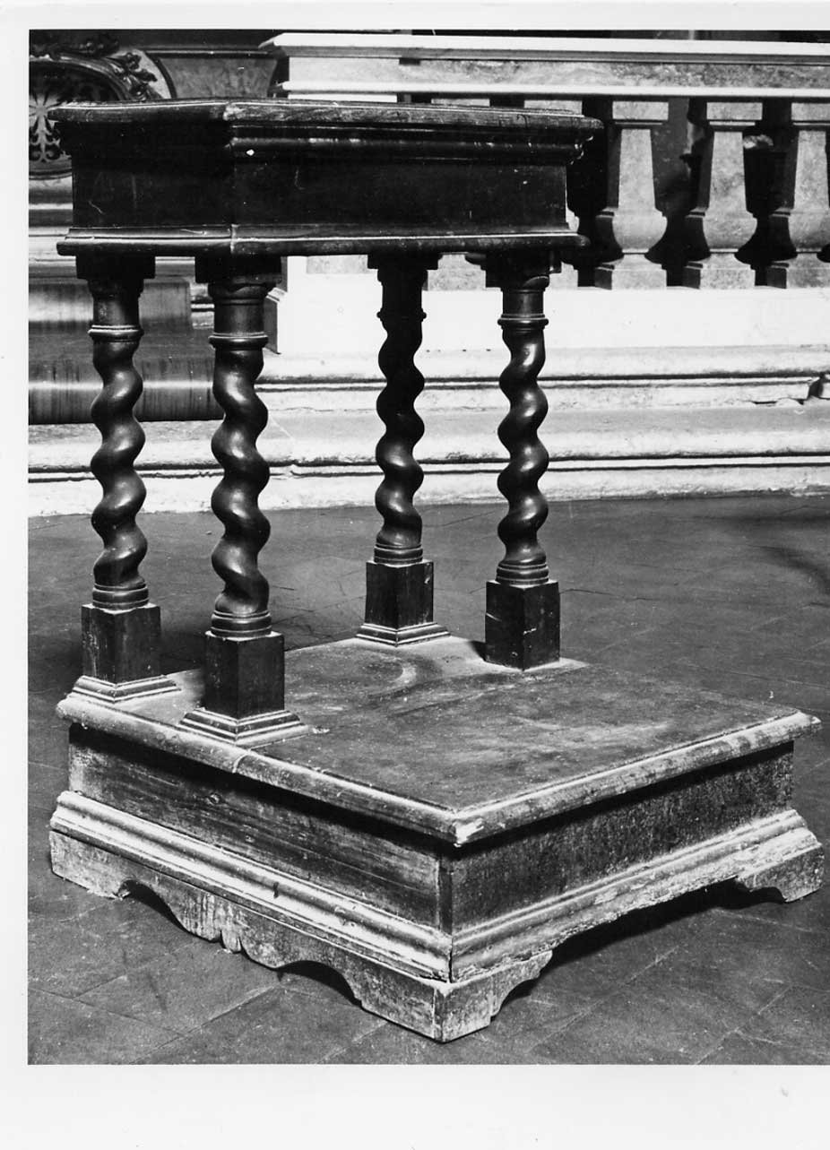 inginocchiatoio, opera isolata - bottega Italia centrale (sec. XVIII)