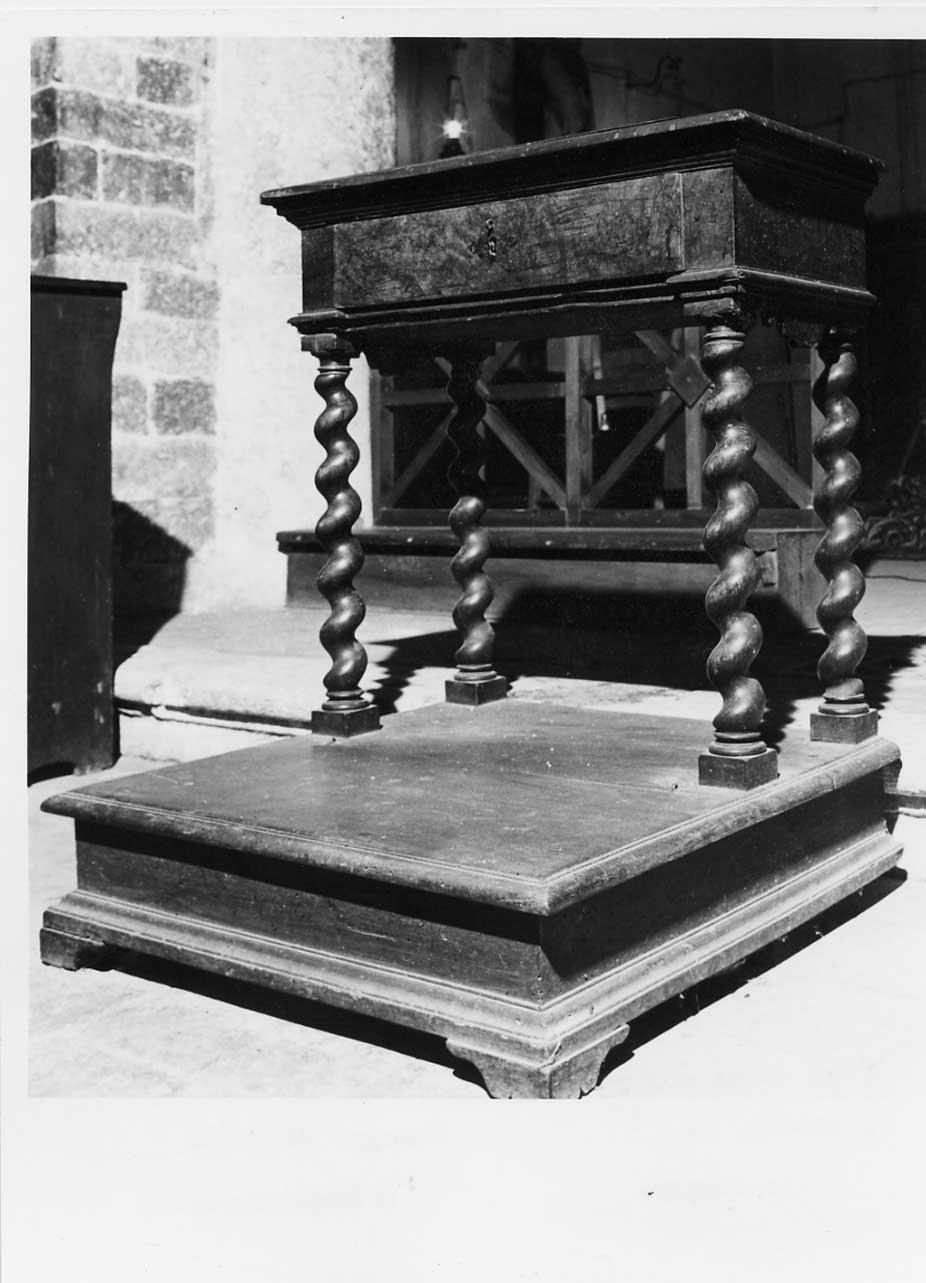 inginocchiatoio, opera isolata - bottega Italia centrale (sec. XVII)