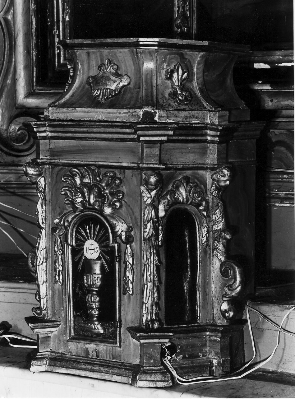 tabernacolo - a tempietto, complesso decorativo - bottega Italia centrale (fine/inizio secc. XVII/ XVIII)