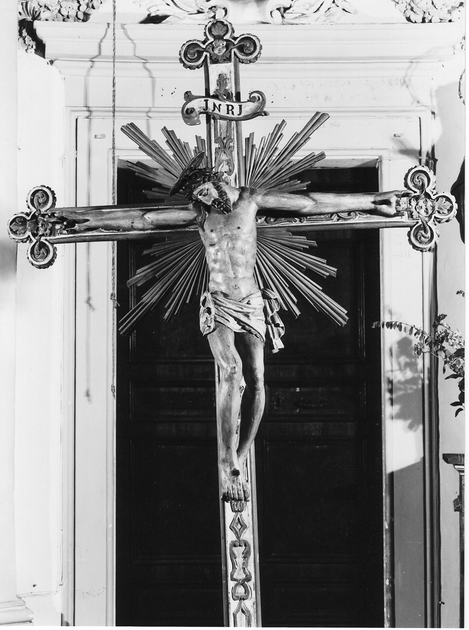 Cristo crocifisso (crocifisso, opera isolata) - bottega Italia centrale (sec. XVIII)