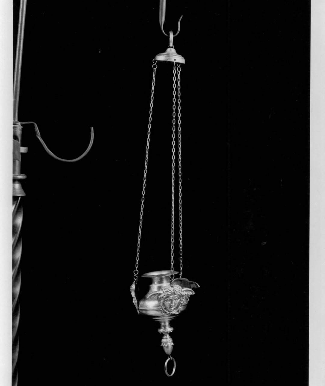 cherubini (lampada pensile, opera isolata) - bottega Italia centrale (sec. XIX)