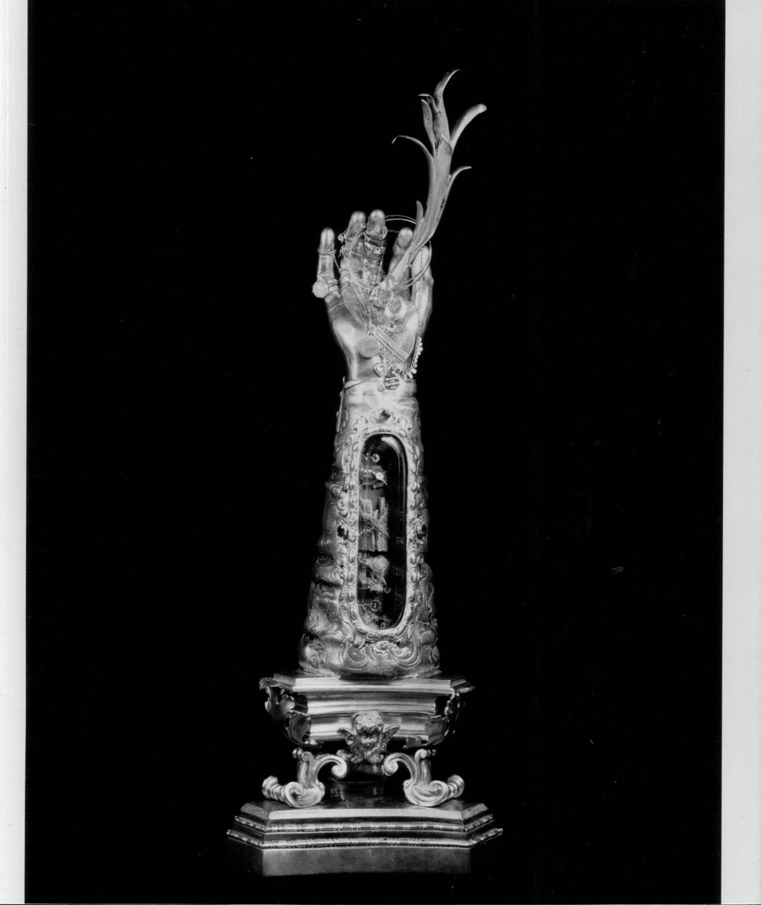 reliquiario antropomorfo - a braccio, opera isolata - bottega Italia centrale (sec. XVII)