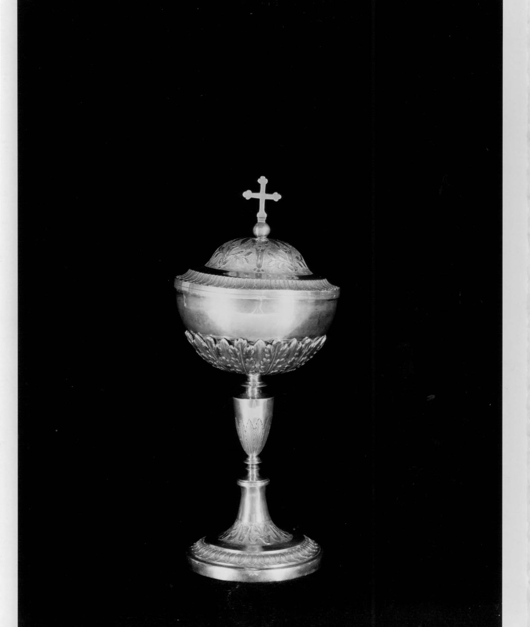 pisside, opera isolata - bottega Italia centrale (metà sec. XIX)