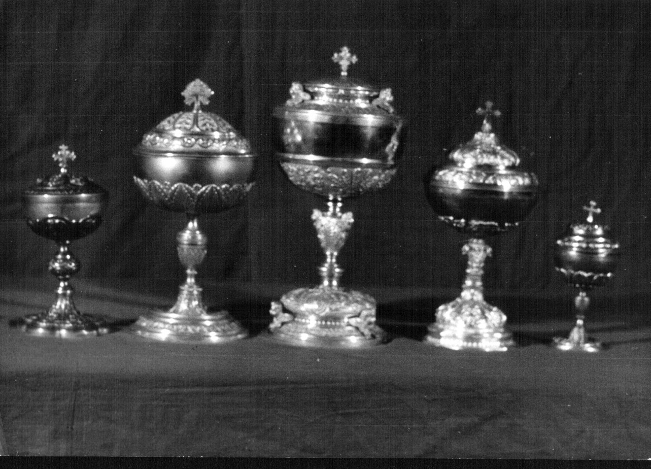 pisside, opera isolata - bottega Italia centrale (prima metà sec. XIX)