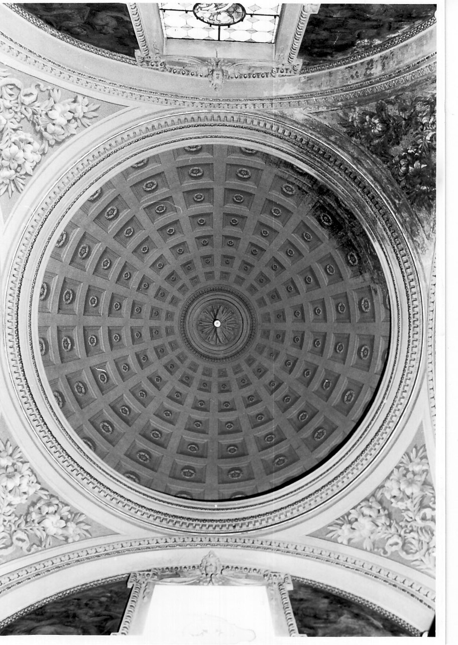 motivi decorativi a cassettoni (decorazione pittorica, complesso decorativo) di Conti Giovanni Battista, Albani Alberto, Carlucci Alfredo (secondo quarto sec. XX)