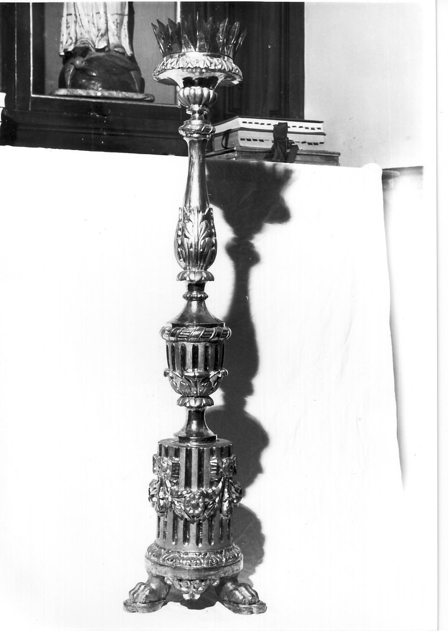 candeliere d'altare, serie - bottega Italia centrale (prima metà sec. XIX)