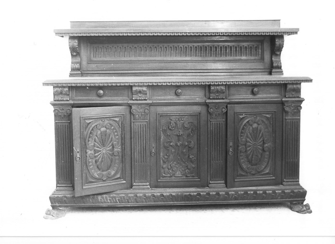 credenza, opera isolata - bottega Italia centrale (primo quarto sec. XX)