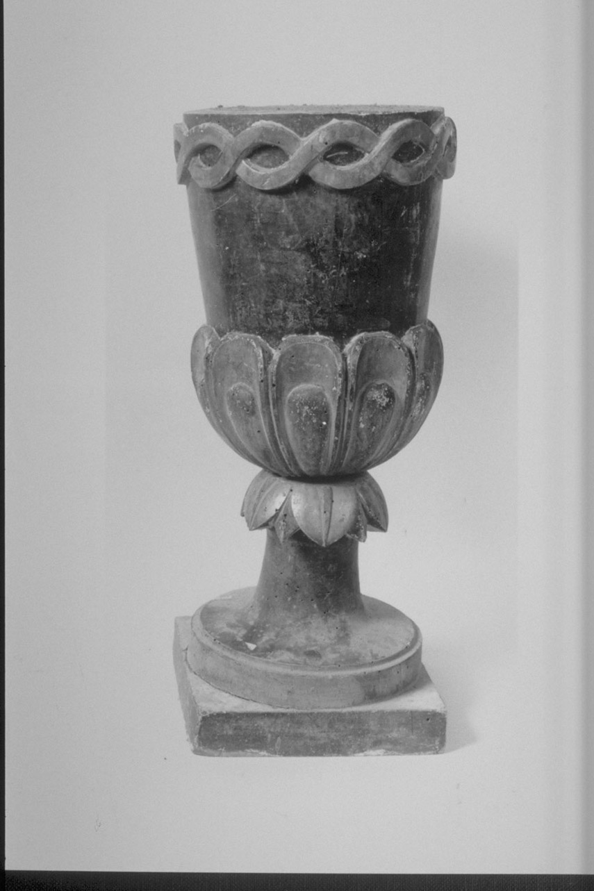 candelabro, frammento - bottega umbra (fine sec. XVIII)