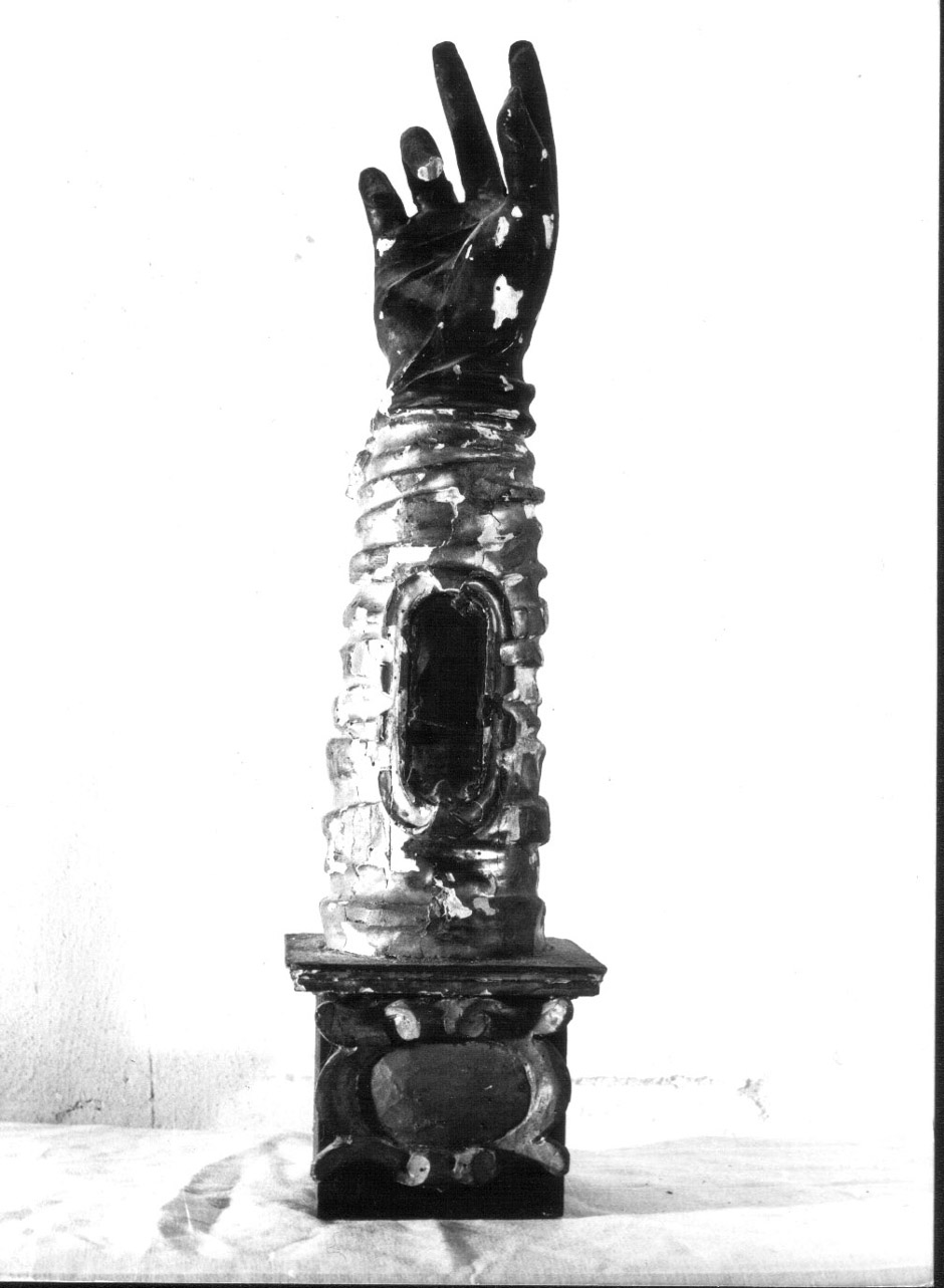 reliquiario antropomorfo - a braccio, opera isolata - bottega Italia centrale (sec. XVII)