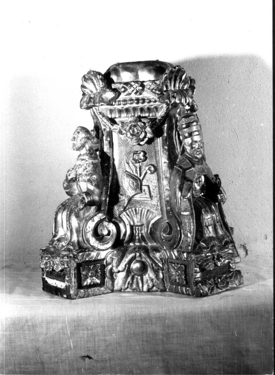 Santi (base, opera isolata) - bottega Italia centrale (terzo quarto sec. XIX)
