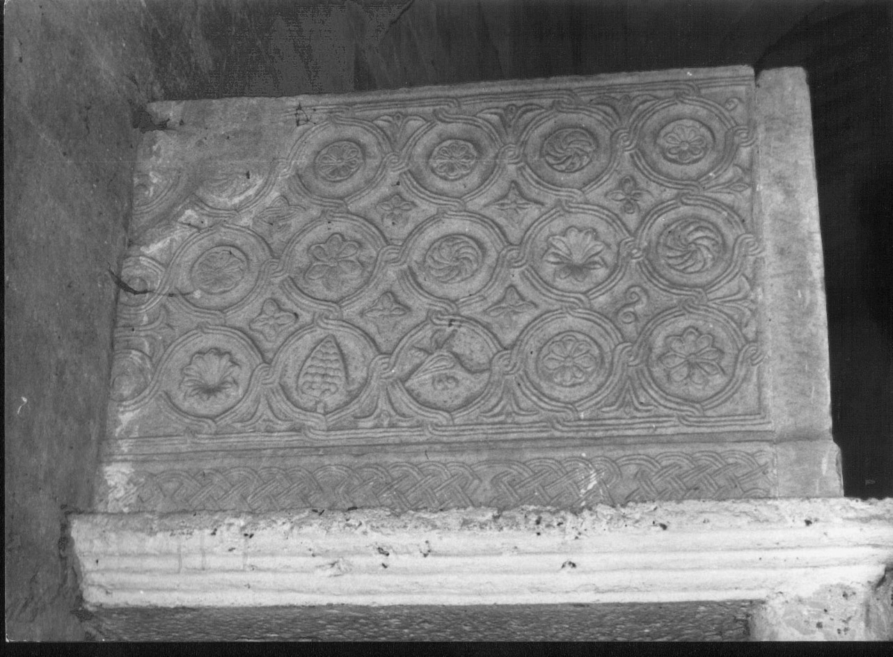 recinto del pulpito, elemento d'insieme - bottega Italia centrale (secc. IX/ X)