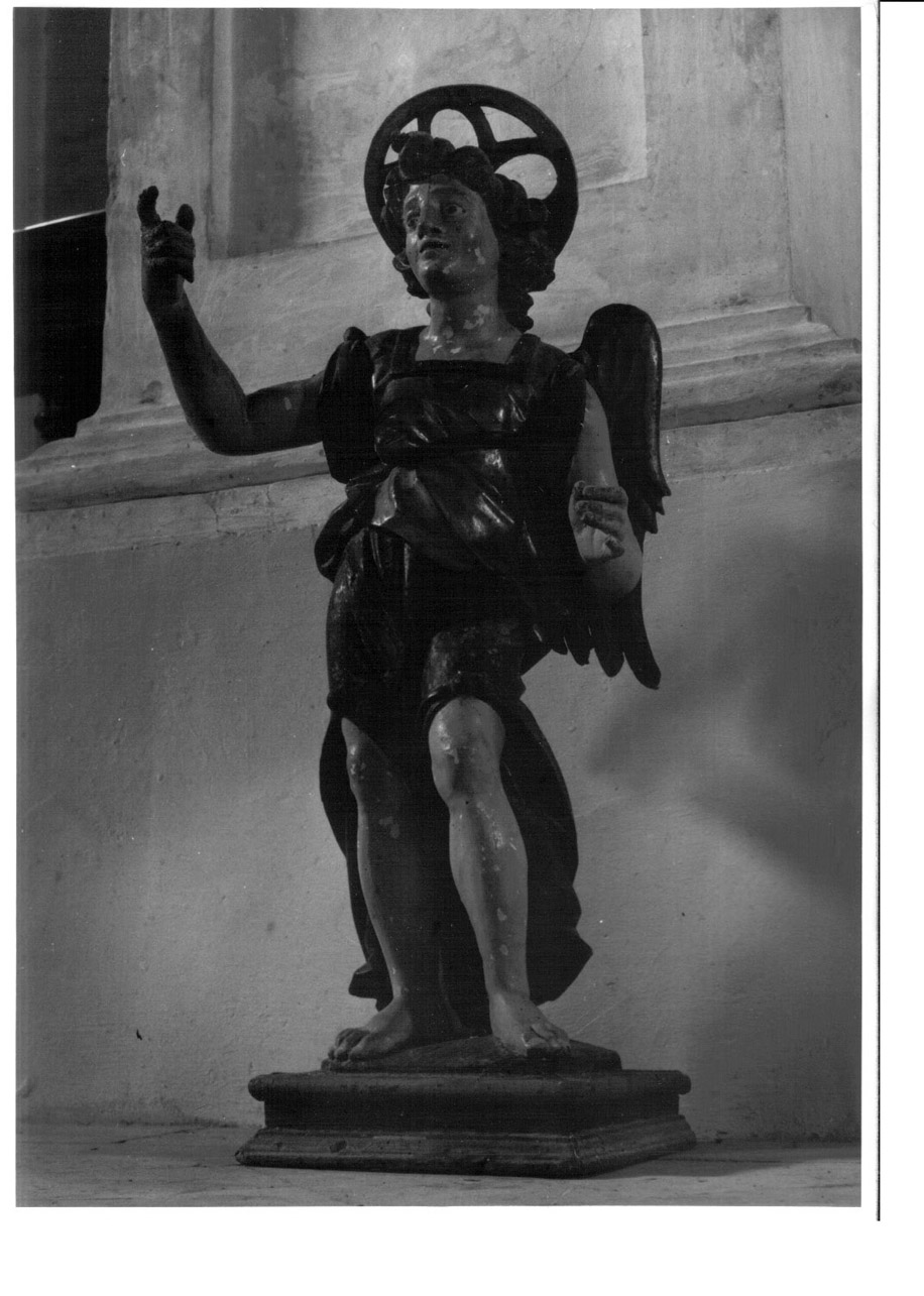 angelo (statua, coppia) - bottega Italia centrale (ultimo quarto sec. XVI)