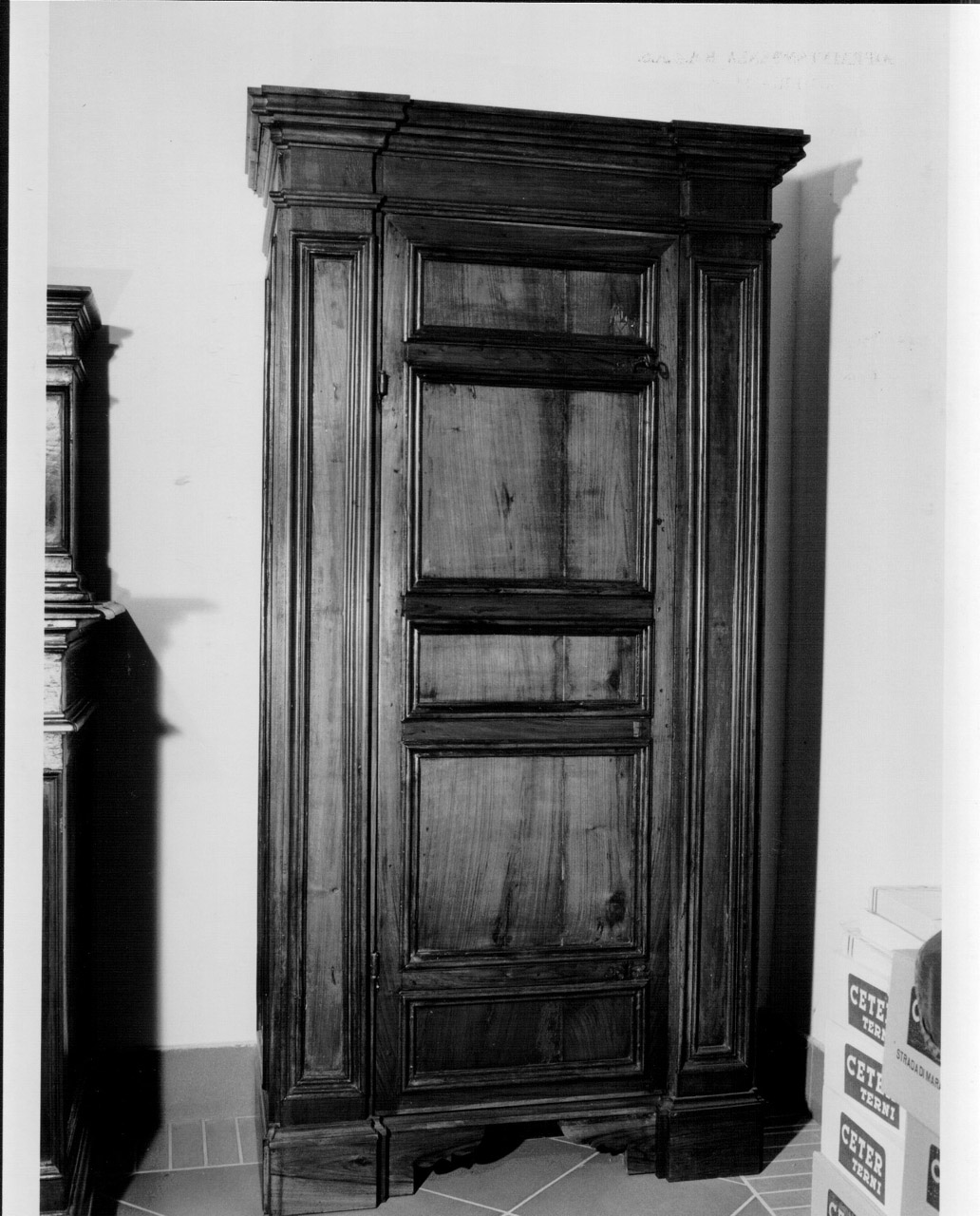 armadio da sacrestia, opera isolata - bottega umbra (sec. XVII)